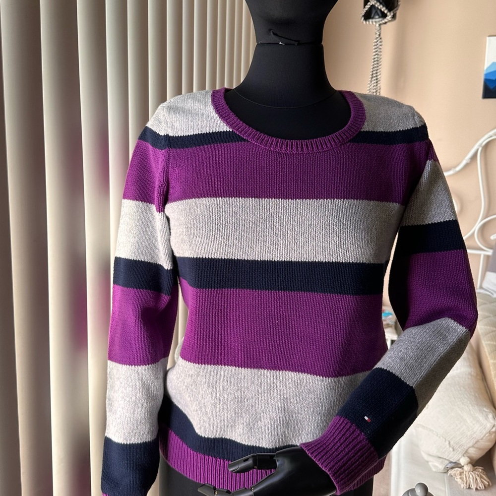 Tommy Hilfiger sweater